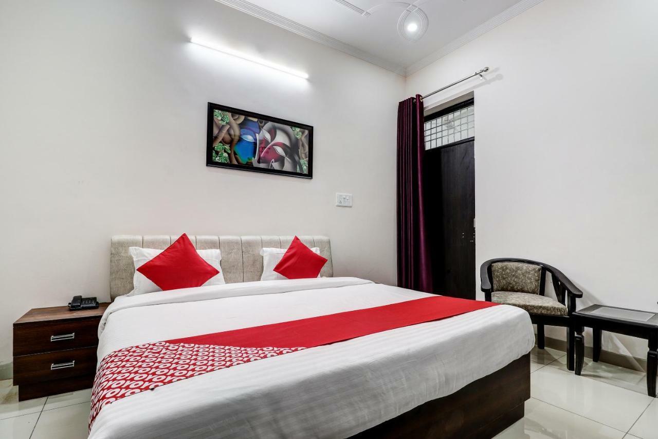 Oyo 38208 Hotel Prakash Kunj Lucknow Luaran gambar