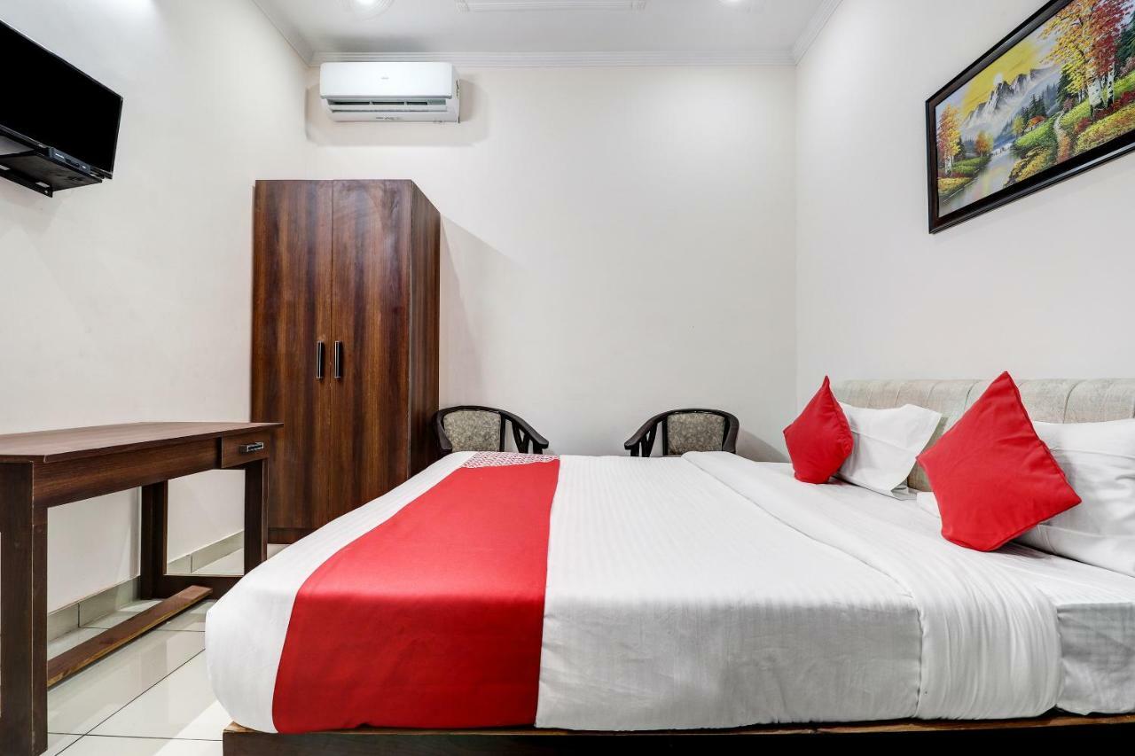 Oyo 38208 Hotel Prakash Kunj Lucknow Luaran gambar