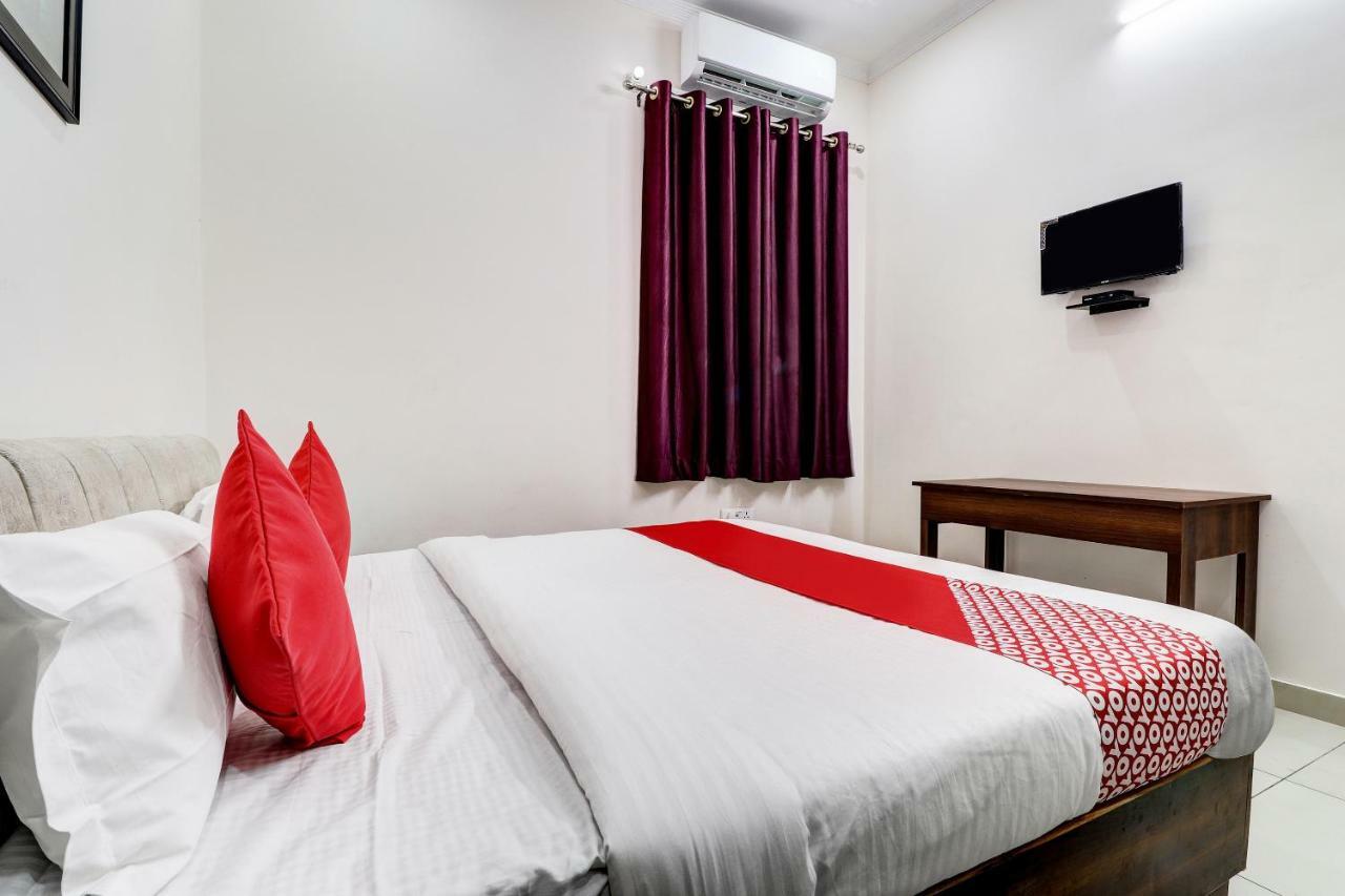 Oyo 38208 Hotel Prakash Kunj Lucknow Luaran gambar